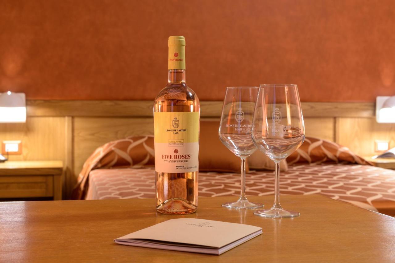 Leone De Castris Wine Hotel Salice Salentino Esterno foto