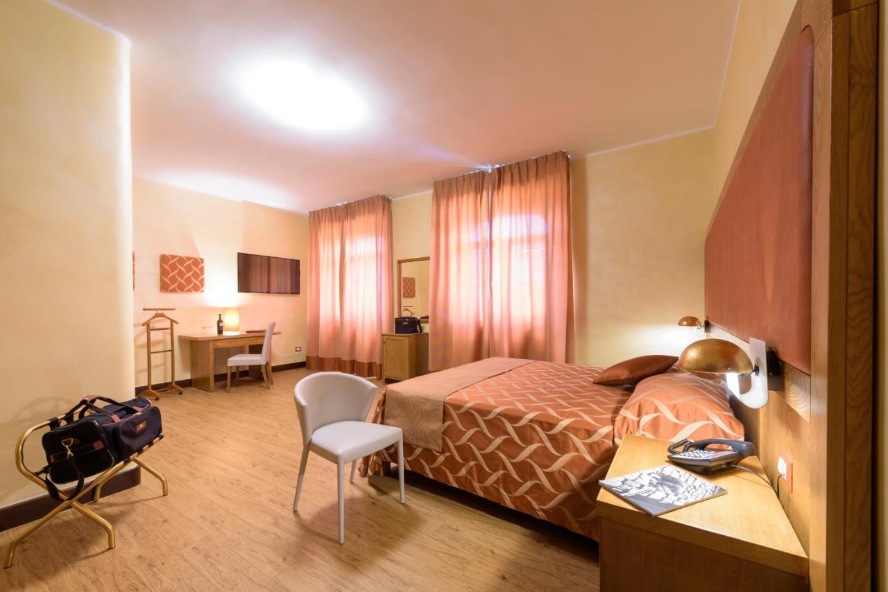 Leone De Castris Wine Hotel Salice Salentino Esterno foto
